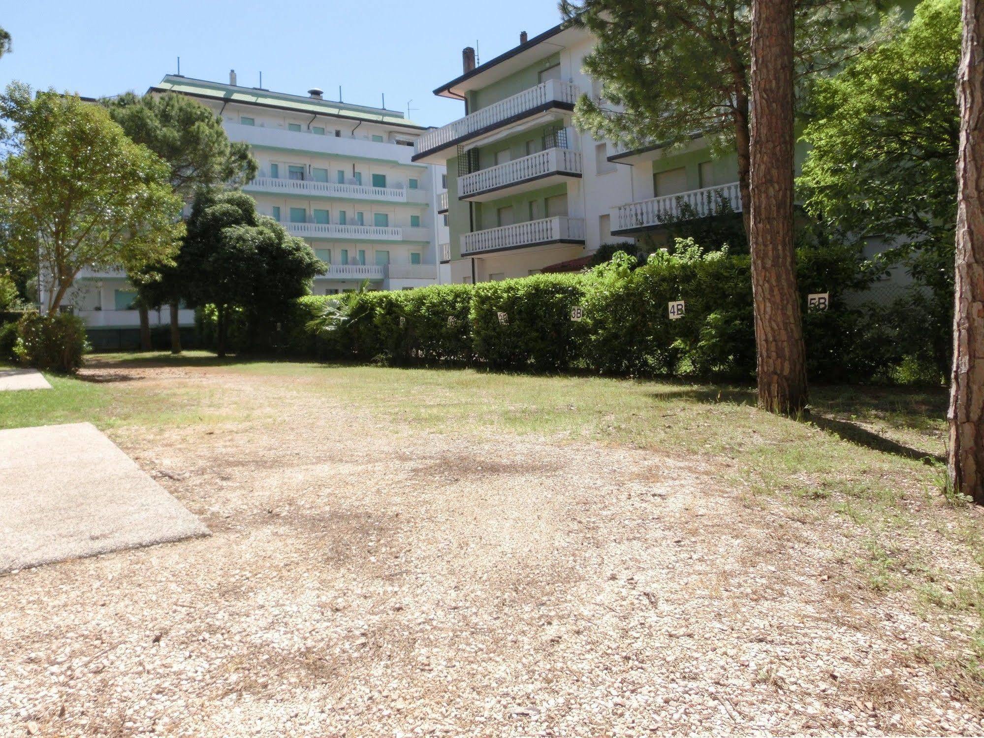 Michelangelo Beach Lignano Sabbiadoro Dış mekan fotoğraf